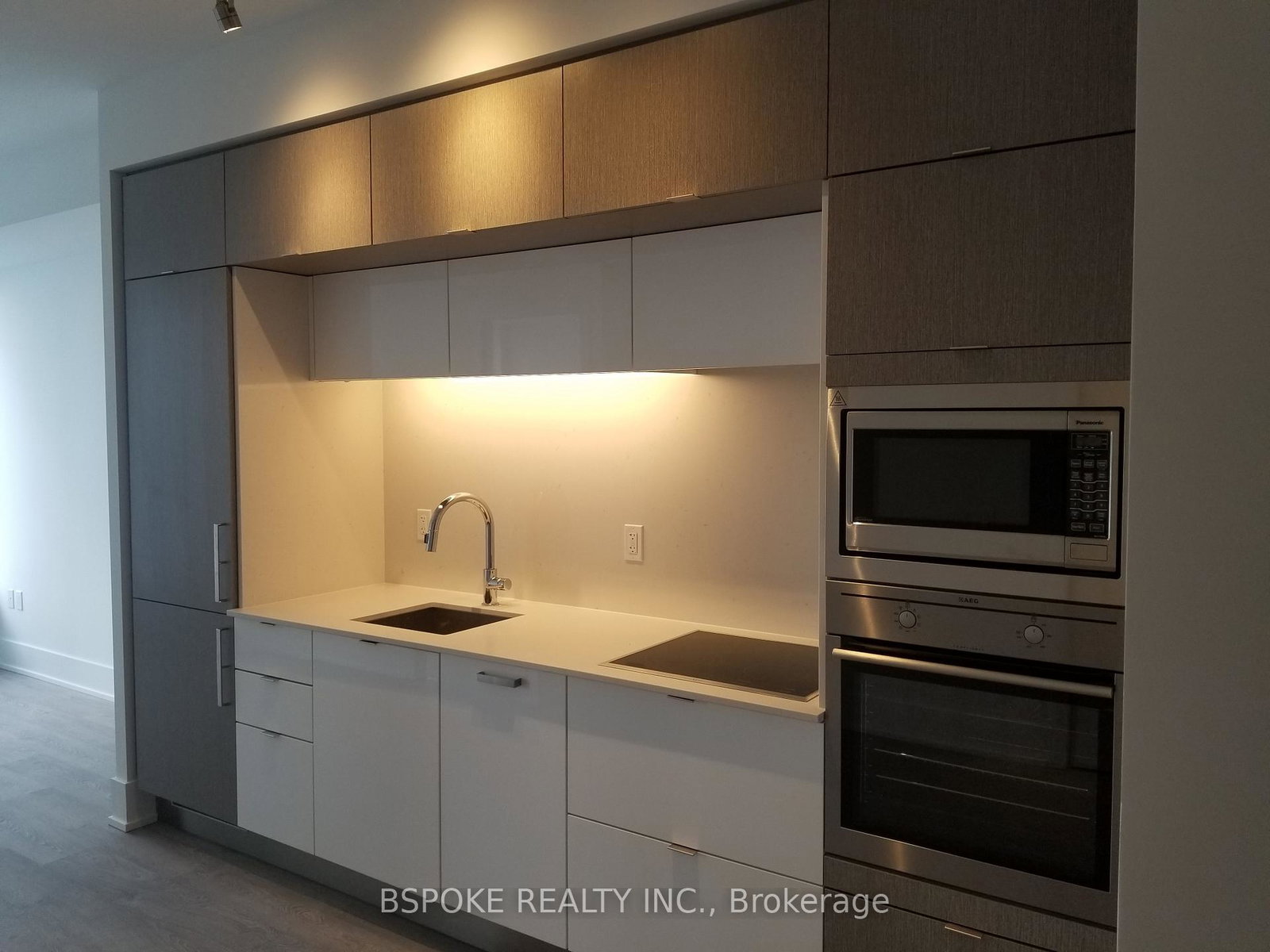 10-york-street-toronto-ontario-c13207690