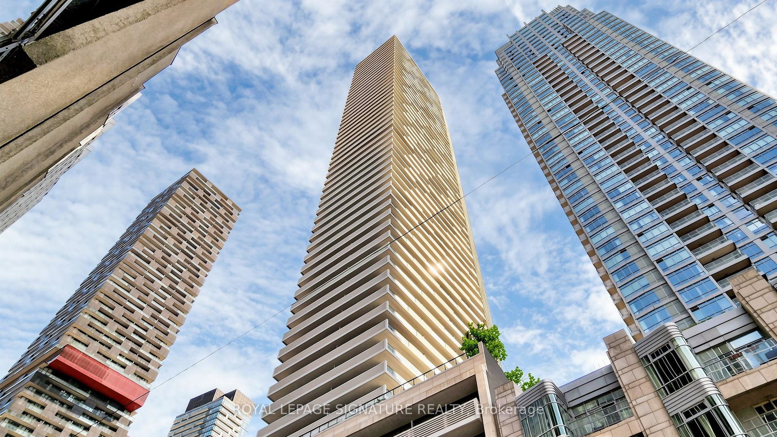 2221-yonge-street-toronto-ontario-c13207860