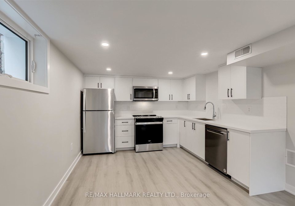 979-avenue-road-toronto-ontario-c13208026