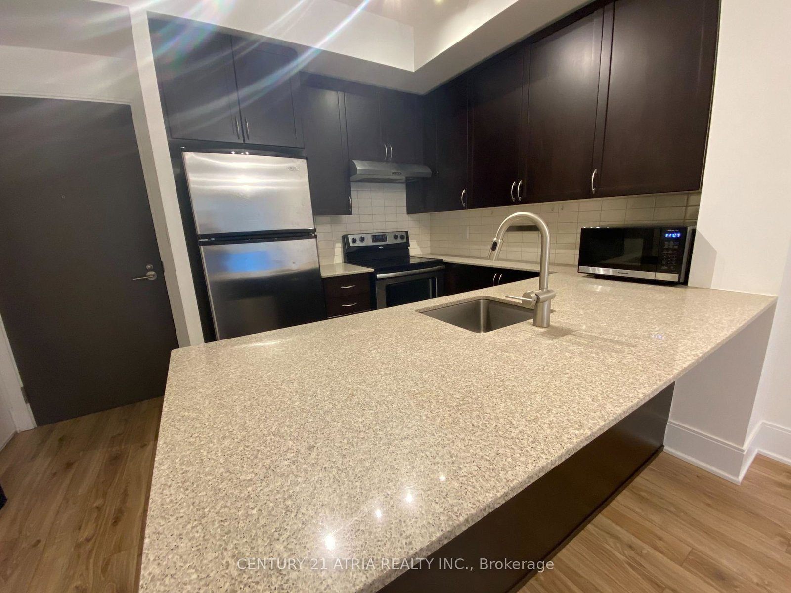 560-front-street-w-toronto-ontario-c13208330