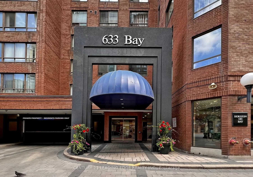 633-bay-street-toronto-ontario-c13208352