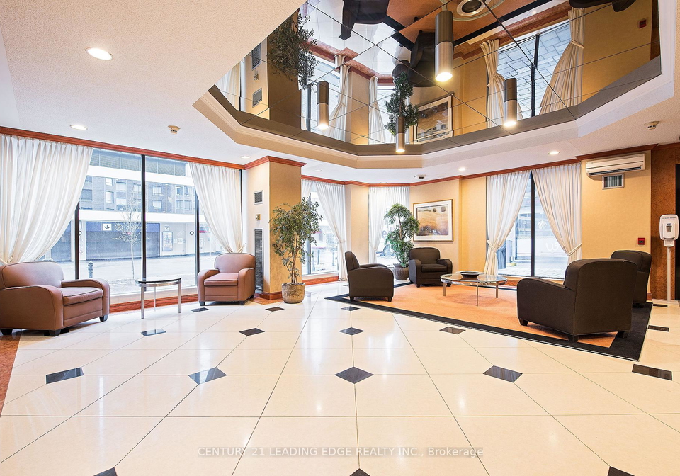 633-bay-street-toronto-ontario-c13208352