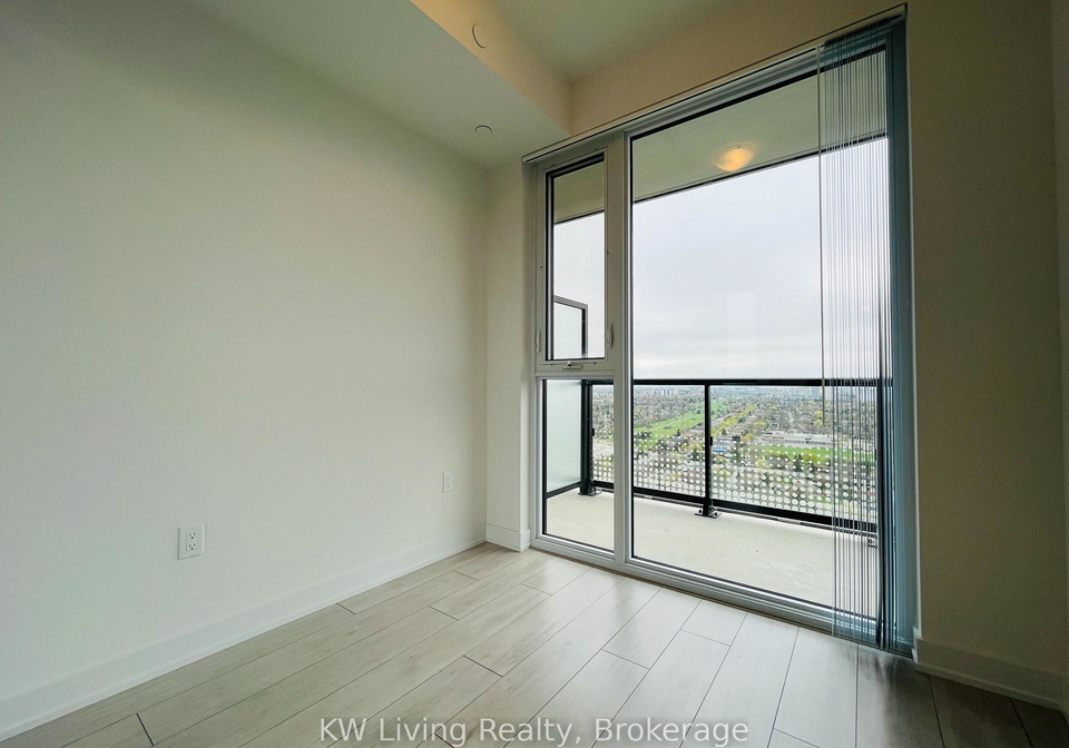 5858-yonge-street-toronto-ontario-c13208826