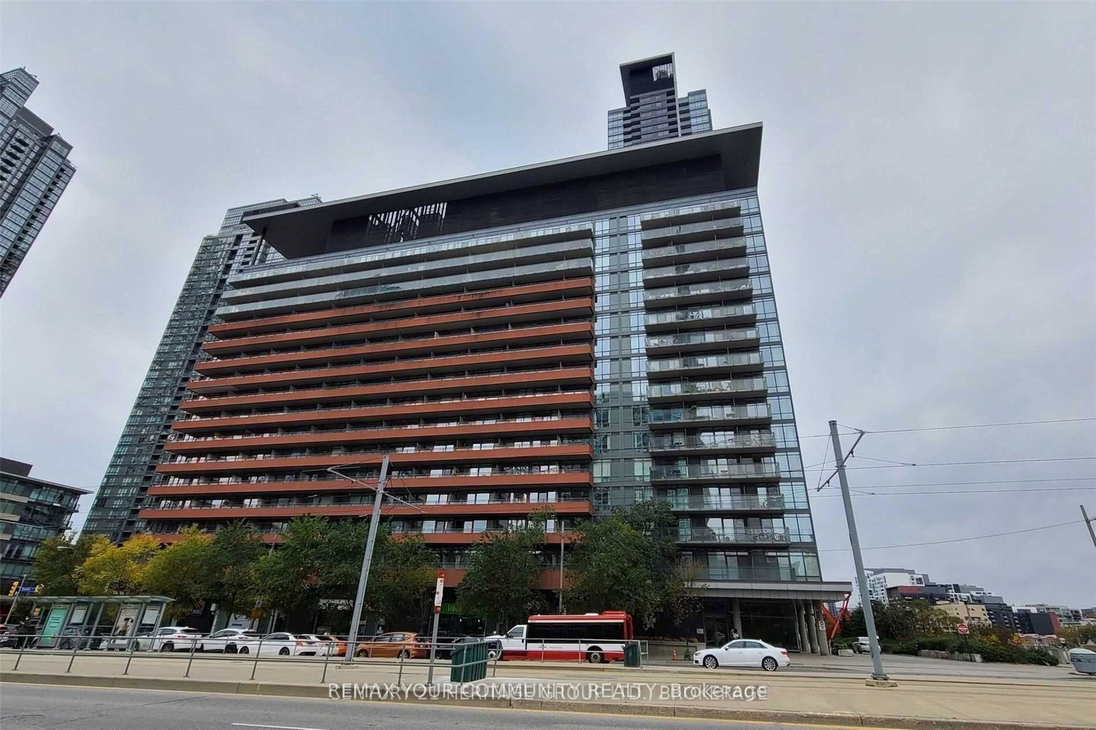 4k-spadina-avenue-toronto-ontario-c13209092