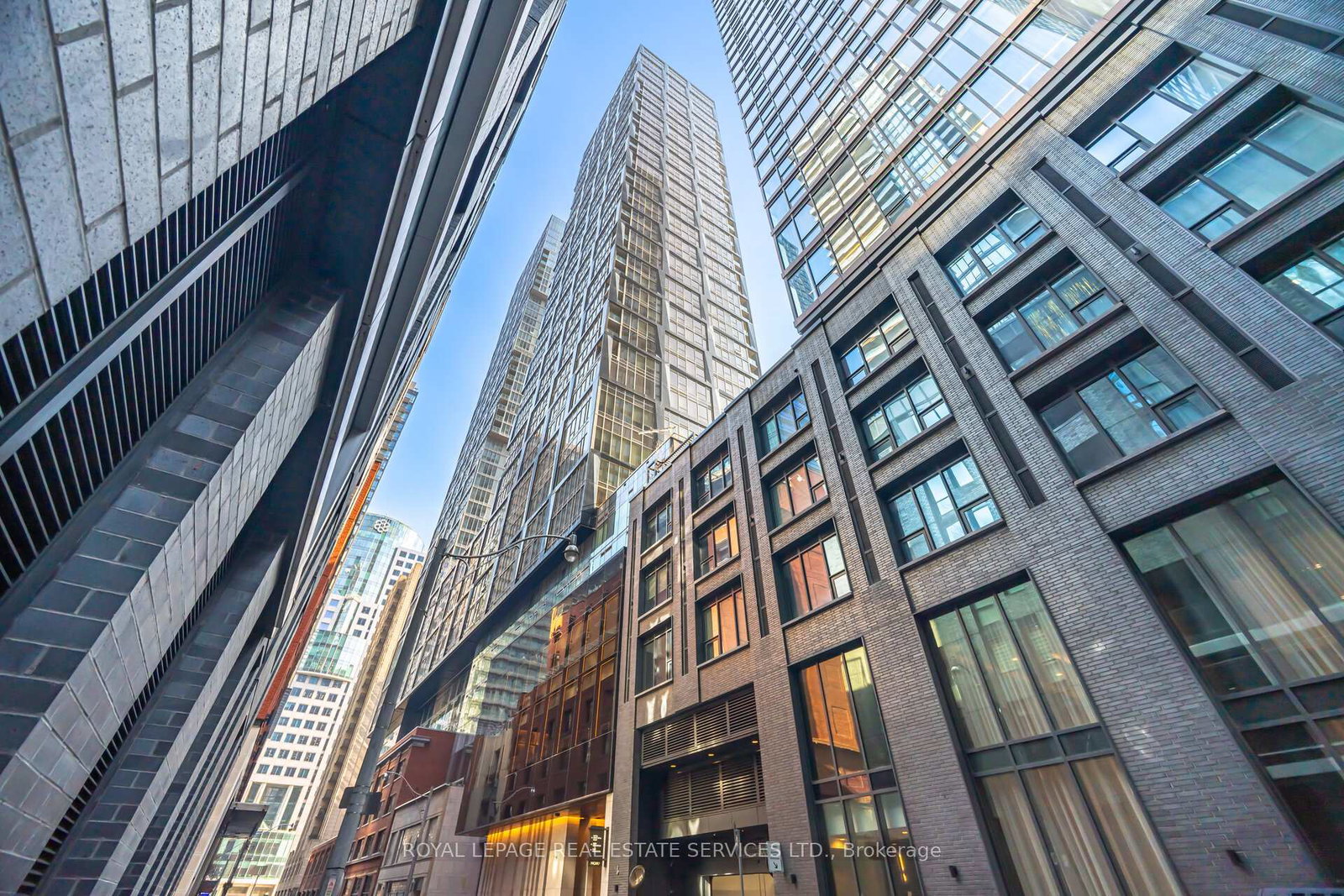 15-mercer-street-toronto-ontario-c13209116