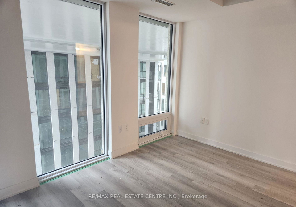 121-st-patrick-street-toronto-ontario-c13209382