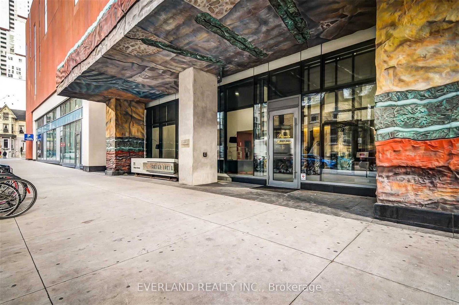 21-widmer-street-toronto-ontario-c13209396