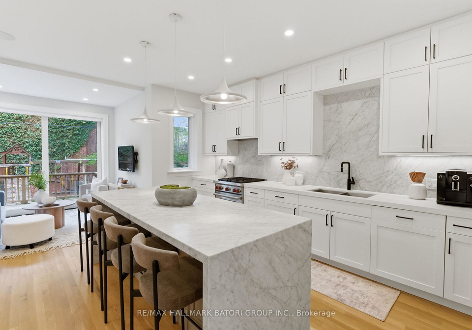 135-cottingham-street-toronto-ontario-c13209568