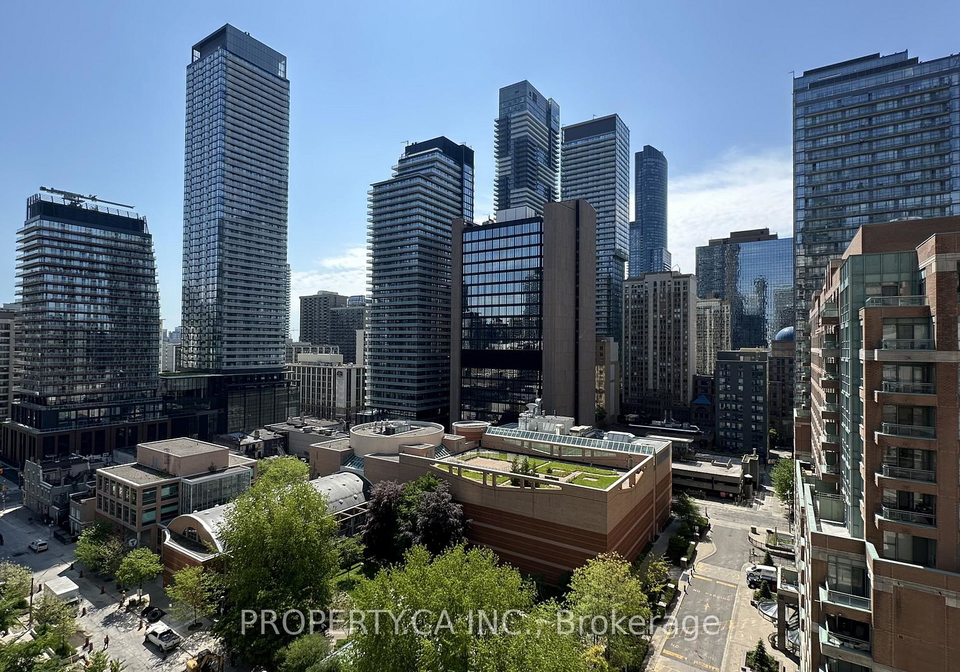 909-bay-street-toronto-ontario-c13209698