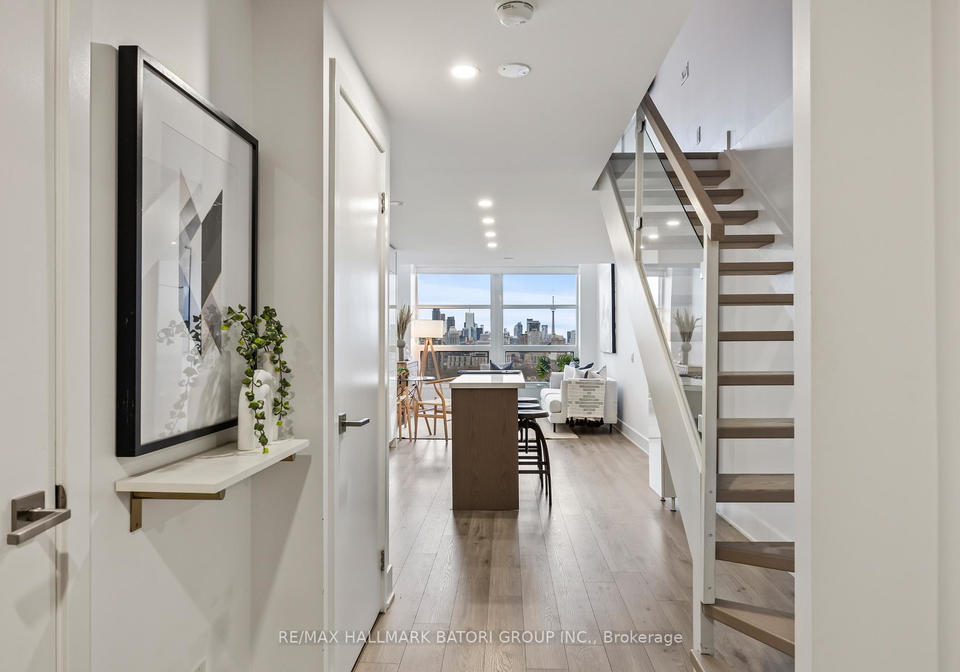 111-st-clair-avenue-w-toronto-ontario-c13210082