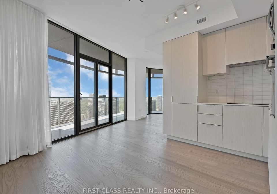 11-wellesley-street-w-toronto-ontario-c13210084