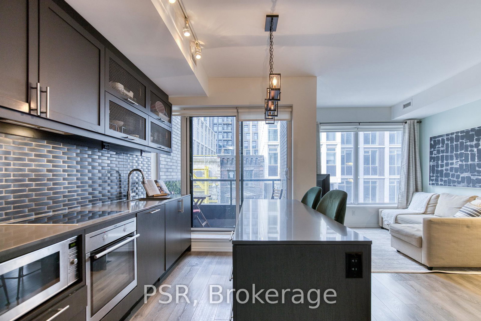 783-bathurst-street-toronto-ontario-c13210254