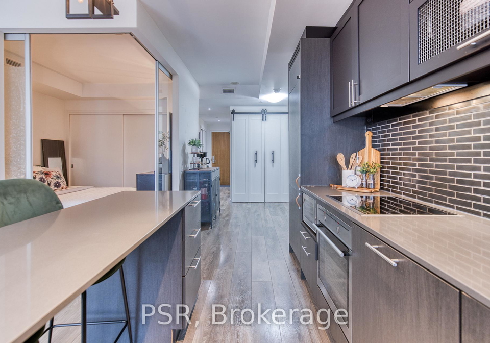 783-bathurst-street-toronto-ontario-c13210254