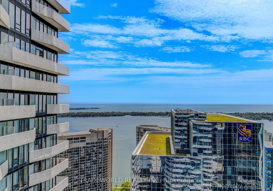 100-harbour-street-toronto-ontario-c13210862