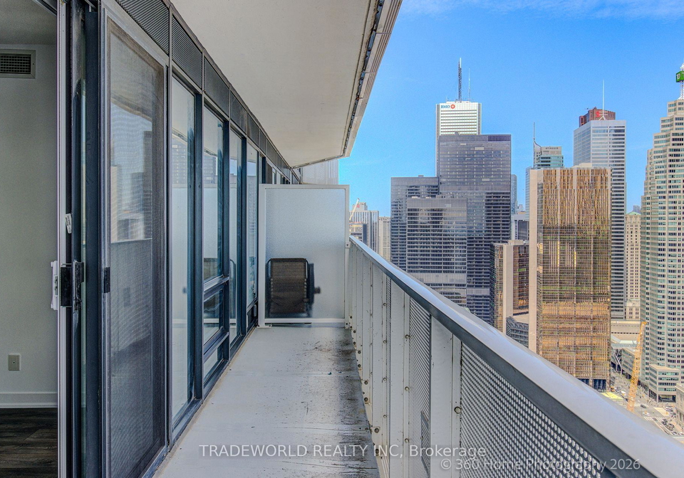 100-harbour-street-toronto-ontario-c13210862