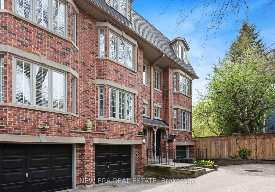 35-spruce-street-toronto-ontario-c13210892