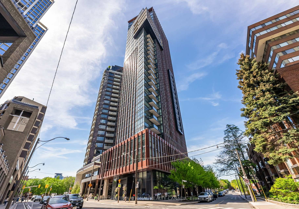 32-davenport-road-toronto-ontario-c13211198
