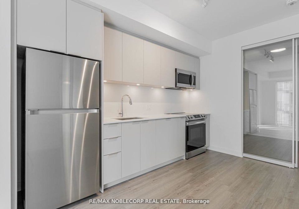 357-king-street-w-toronto-ontario-c13211204