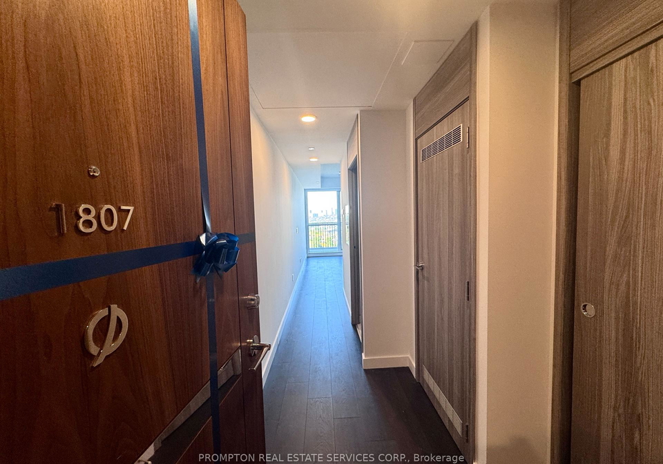 18-esther-shiner-boulevard-north-york-ontario-c13211272