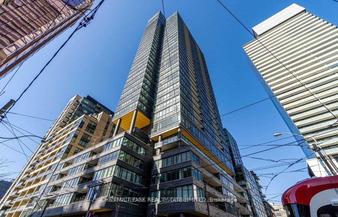 8-charlotte-street-toronto-ontario-c13211358