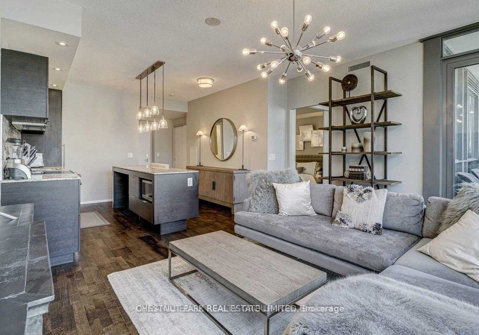 8-charlotte-street-toronto-ontario-c13211358