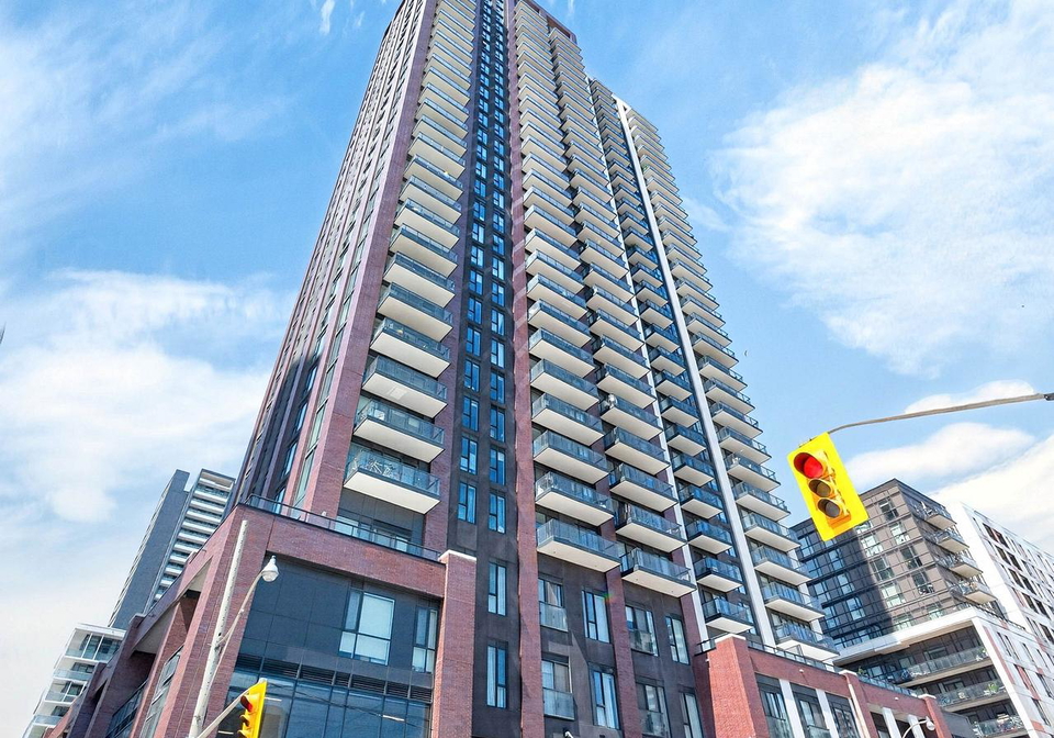 130-river-street-toronto-ontario-c13211398