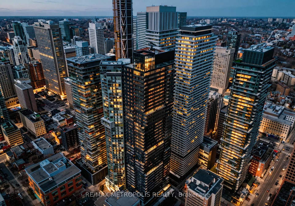 55-charles-street-e-toronto-ontario-c13211712