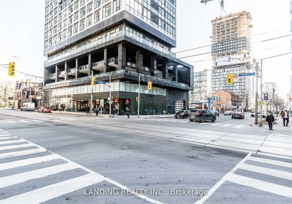 181-dundas-street-e-toronto-ontario-c13211982