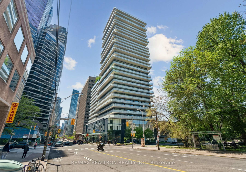 57-st-joseph-street-toronto-ontario-c13212070