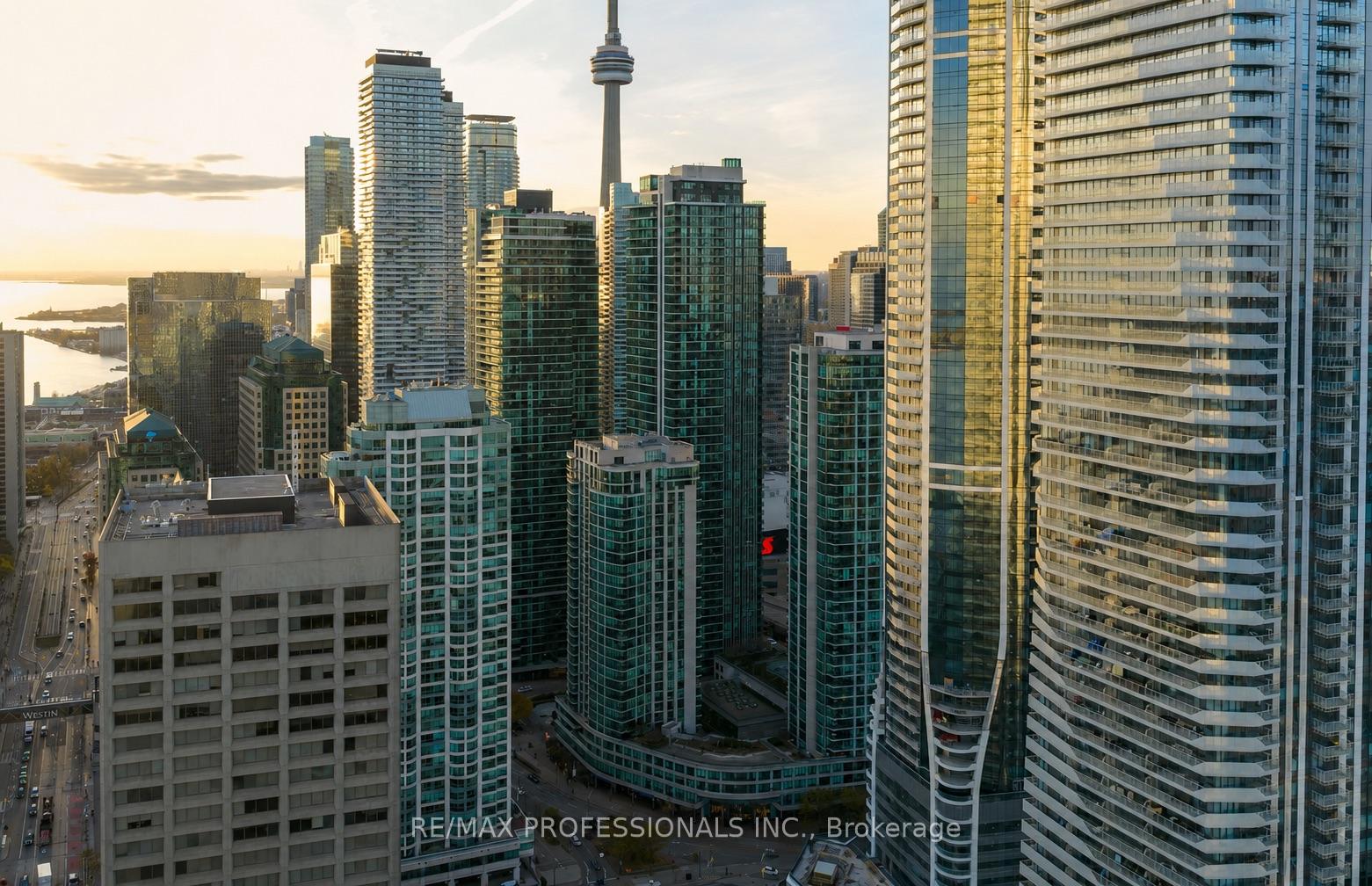 16-yonge-street-toronto-ontario-c13212150