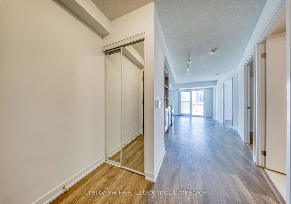 219-dundas-street-e-toronto-ontario-c13212186