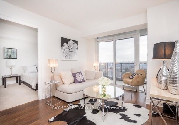 25-greenview-avenue-toronto-ontario-c13212220