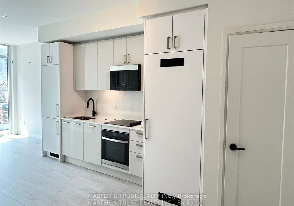 280-dundas-street-w-toronto-ontario-c13212316