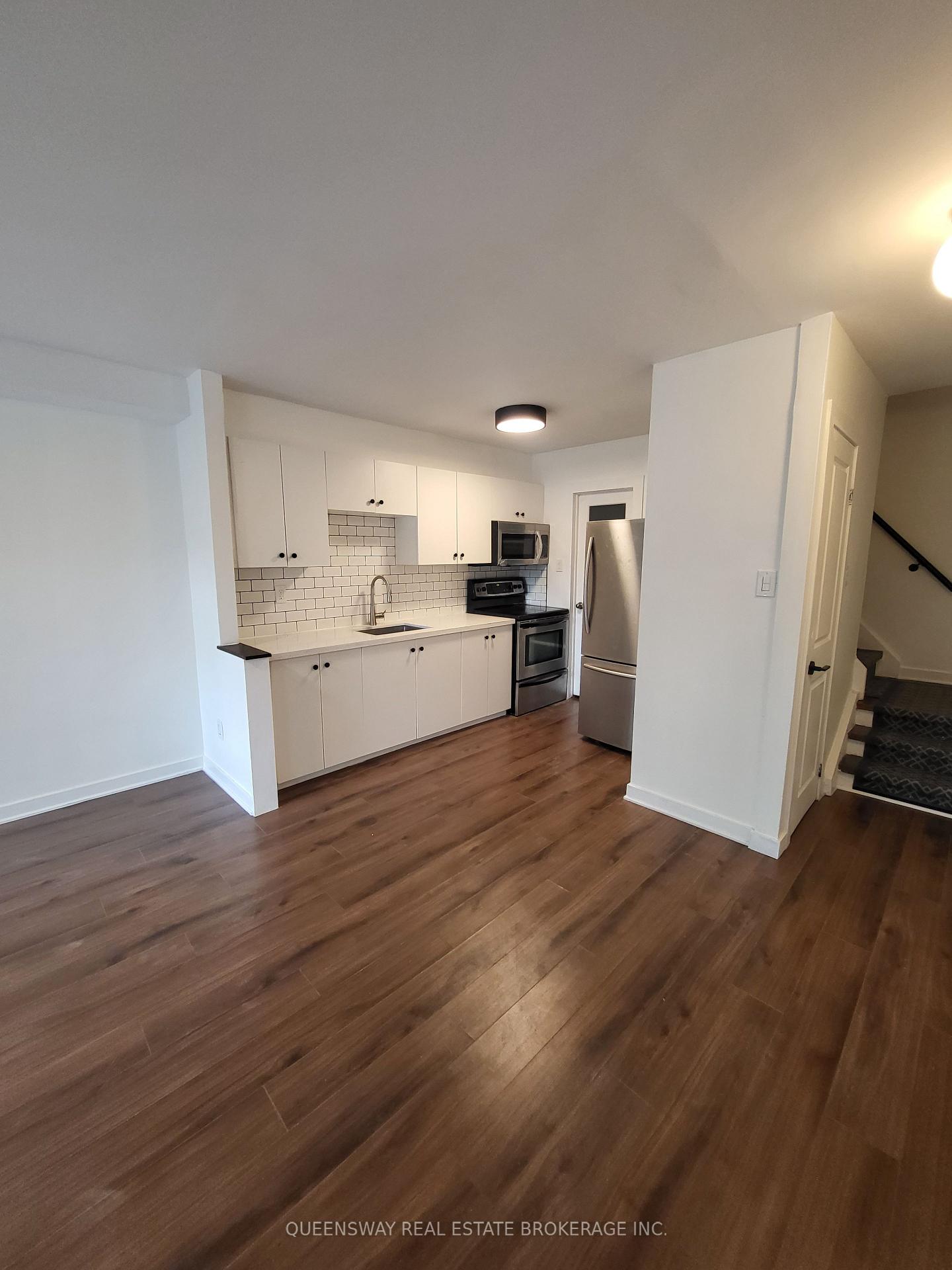 965-eglinton-avenue-w-toronto-ontario-c13213020