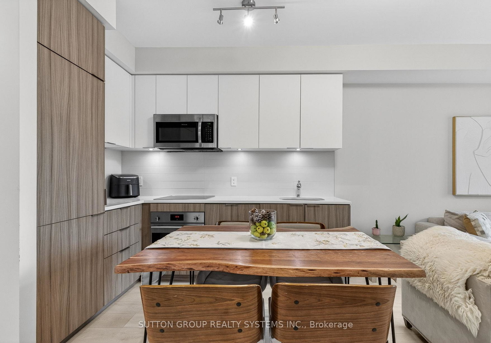 223-st-clair-avenue-w-toronto-ontario-c13213310