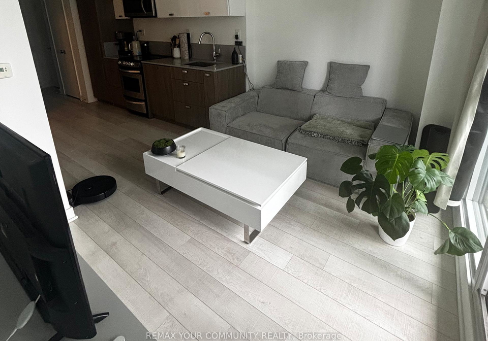 290-adelaide-street-w-toronto-ontario-c13214228