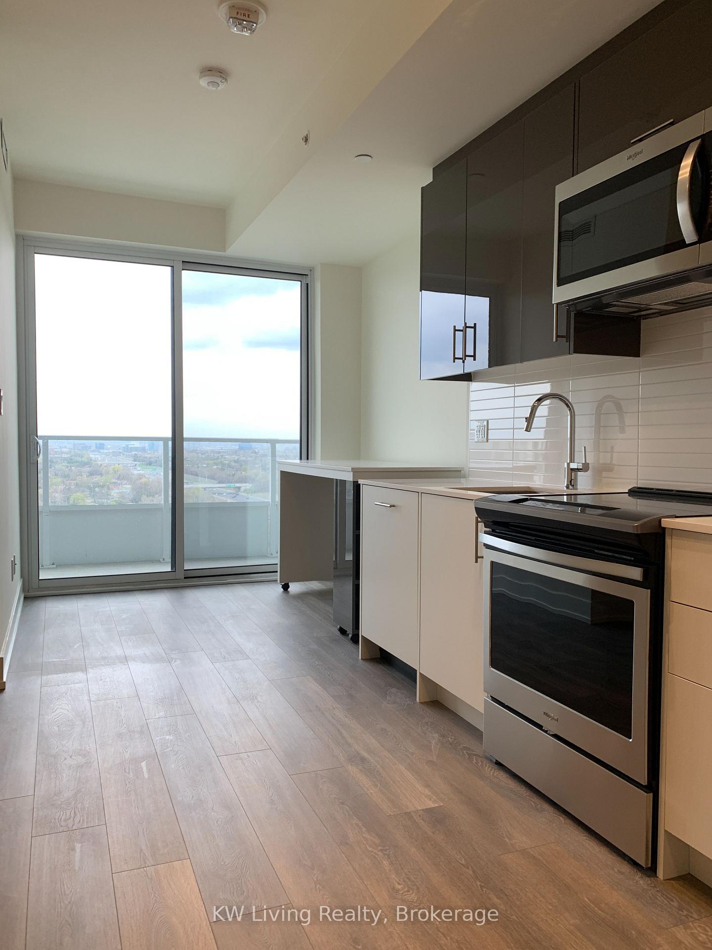 180-fairview-mall-drive-north-york-ontario-c13214686