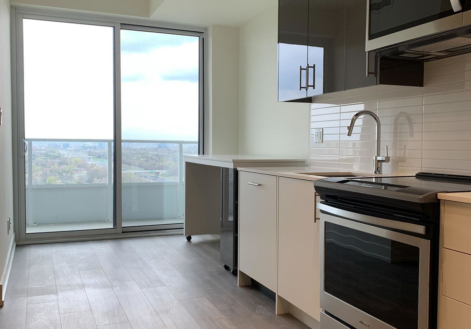 180-fairview-mall-drive-north-york-ontario-c13214686