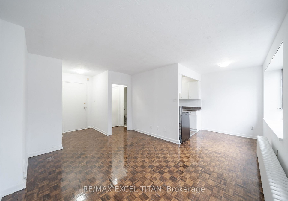 2895-bathurst-street-toronto-ontario-c13214696