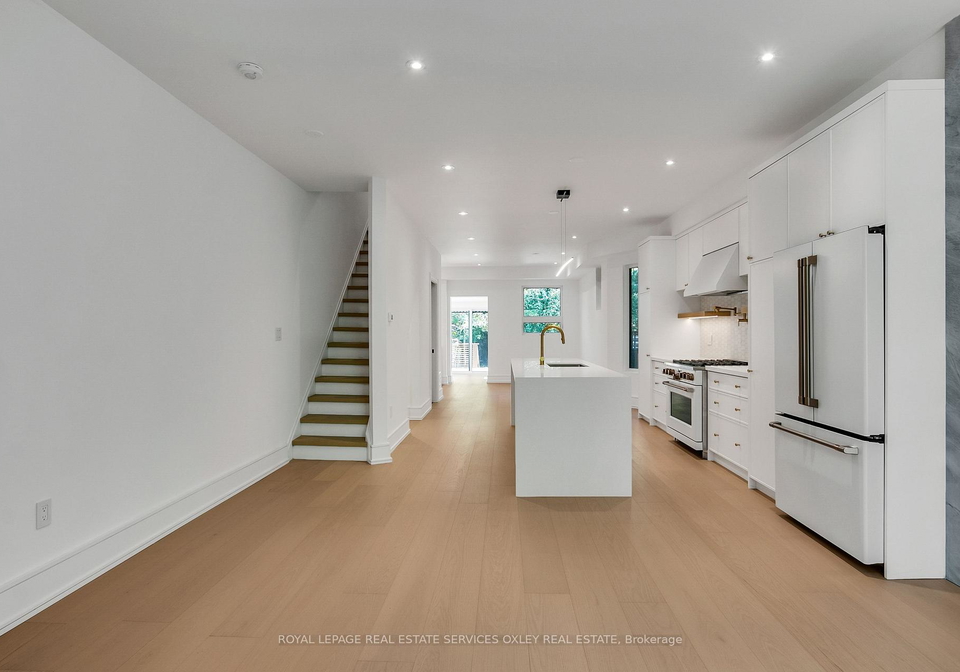 195-albany-avenue-toronto-ontario-c13215044