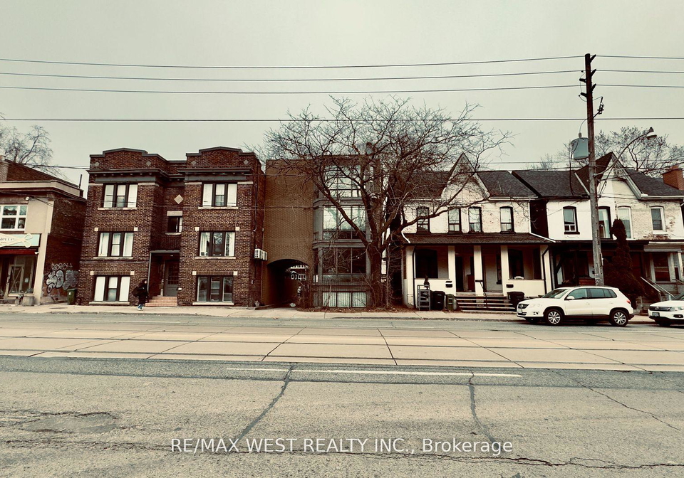 1061-bathurst-street-toronto-ontario-c13215336