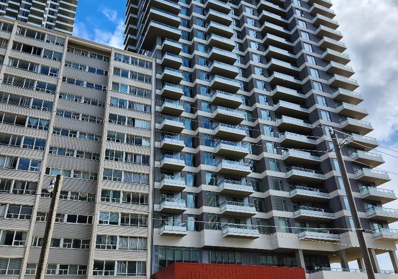 25-holly-street-toronto-ontario-c13215372