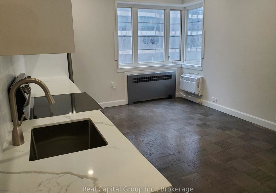 26-st-joseph-street-toronto-ontario-c13215516