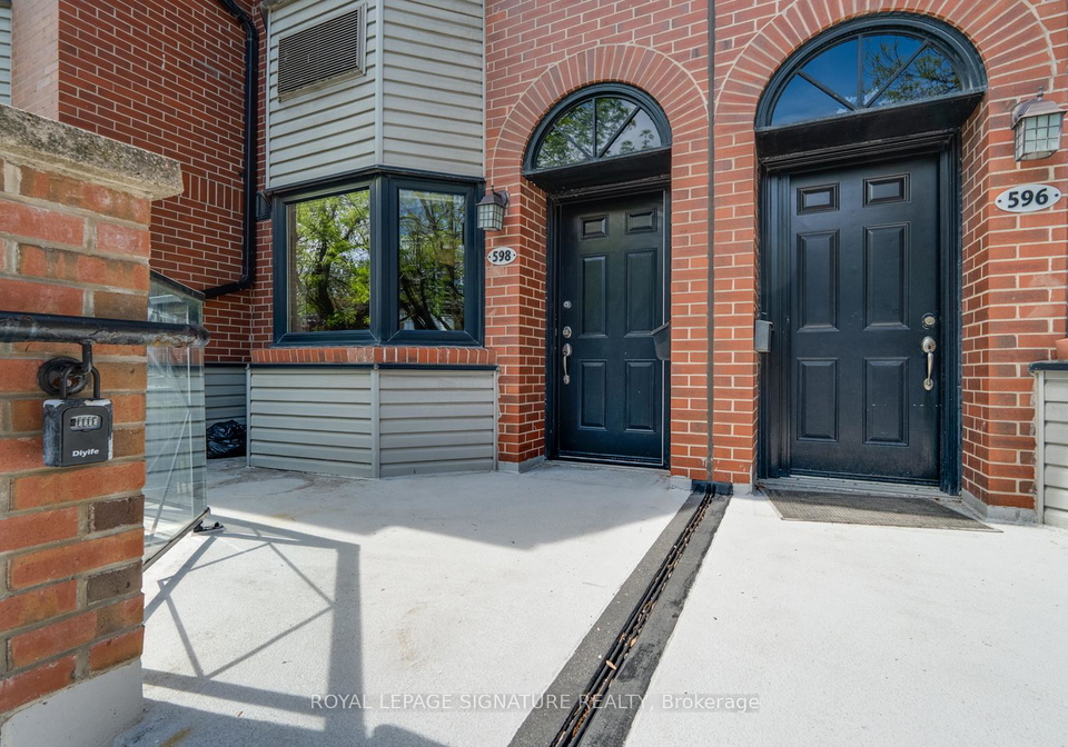 598-wellington-street-w-toronto-ontario-c13215704