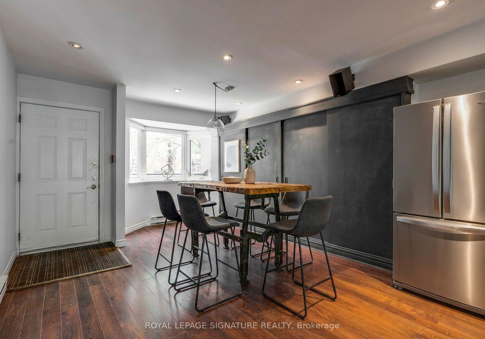 598-wellington-street-w-toronto-ontario-c13215704
