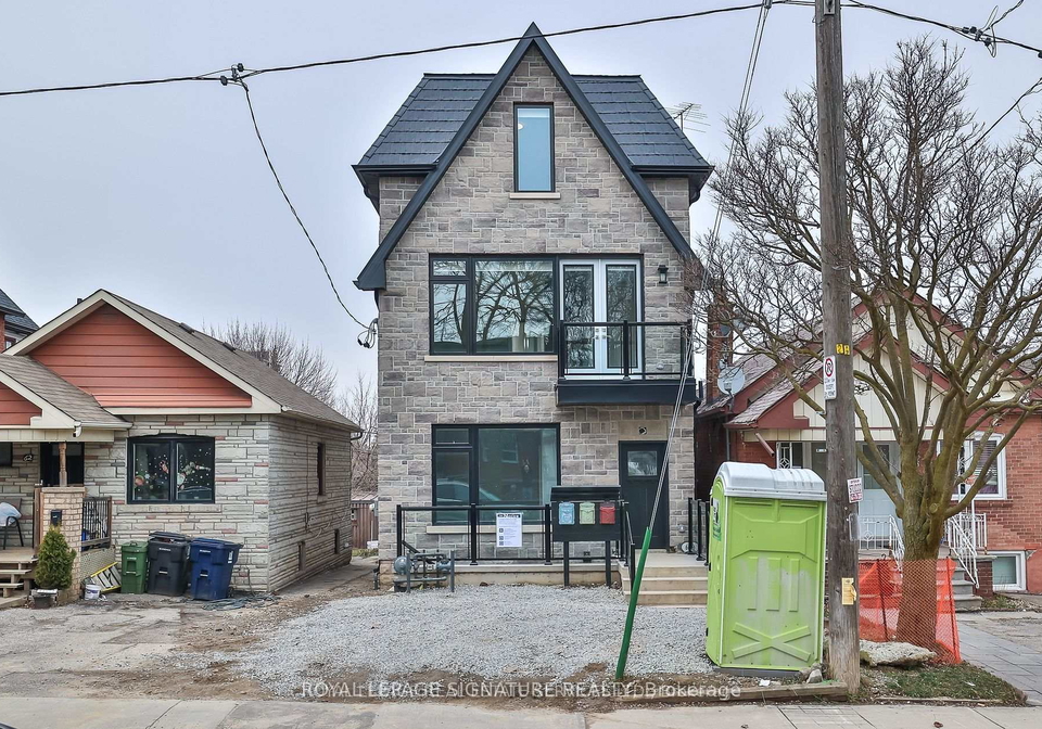 60-belvidere-avenue-toronto-ontario-c13215716