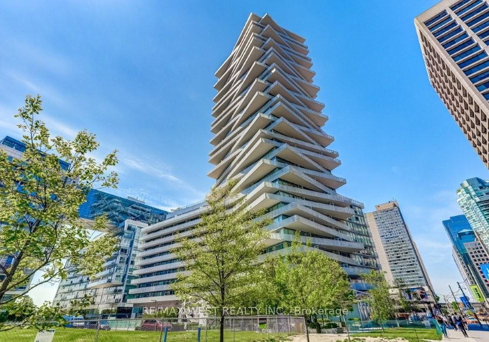 15-queens-quay-e-toronto-ontario-c13215816