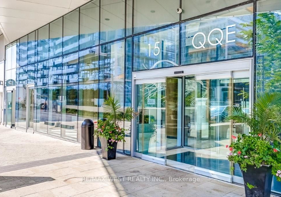 15-queens-quay-e-toronto-ontario-c13215816