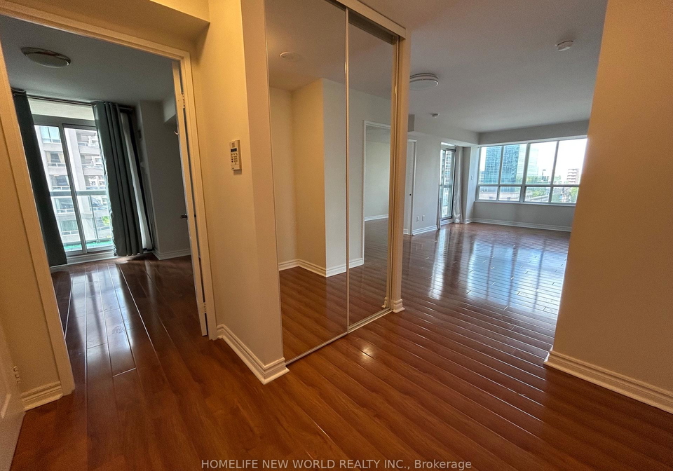 28-empress-avenue-north-york-ontario-c13215824