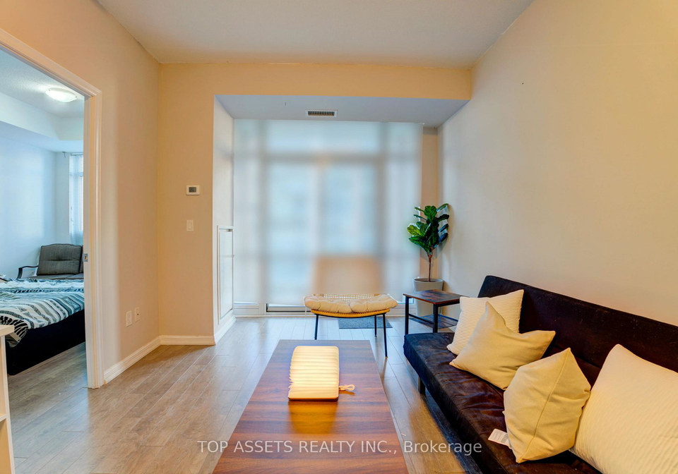 75-east-liberty-street-toronto-ontario-c13216018